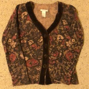 Women’s Floral Lambs Wool Cardigan